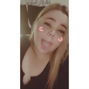 Meet your Posher, Abbey